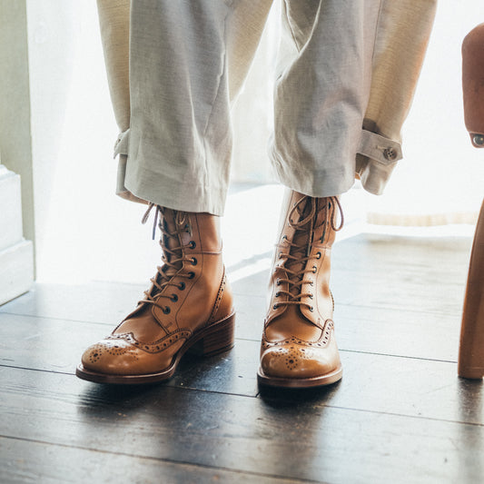 PC-592-25 WINGTIP LACE-UP BOOTS CA