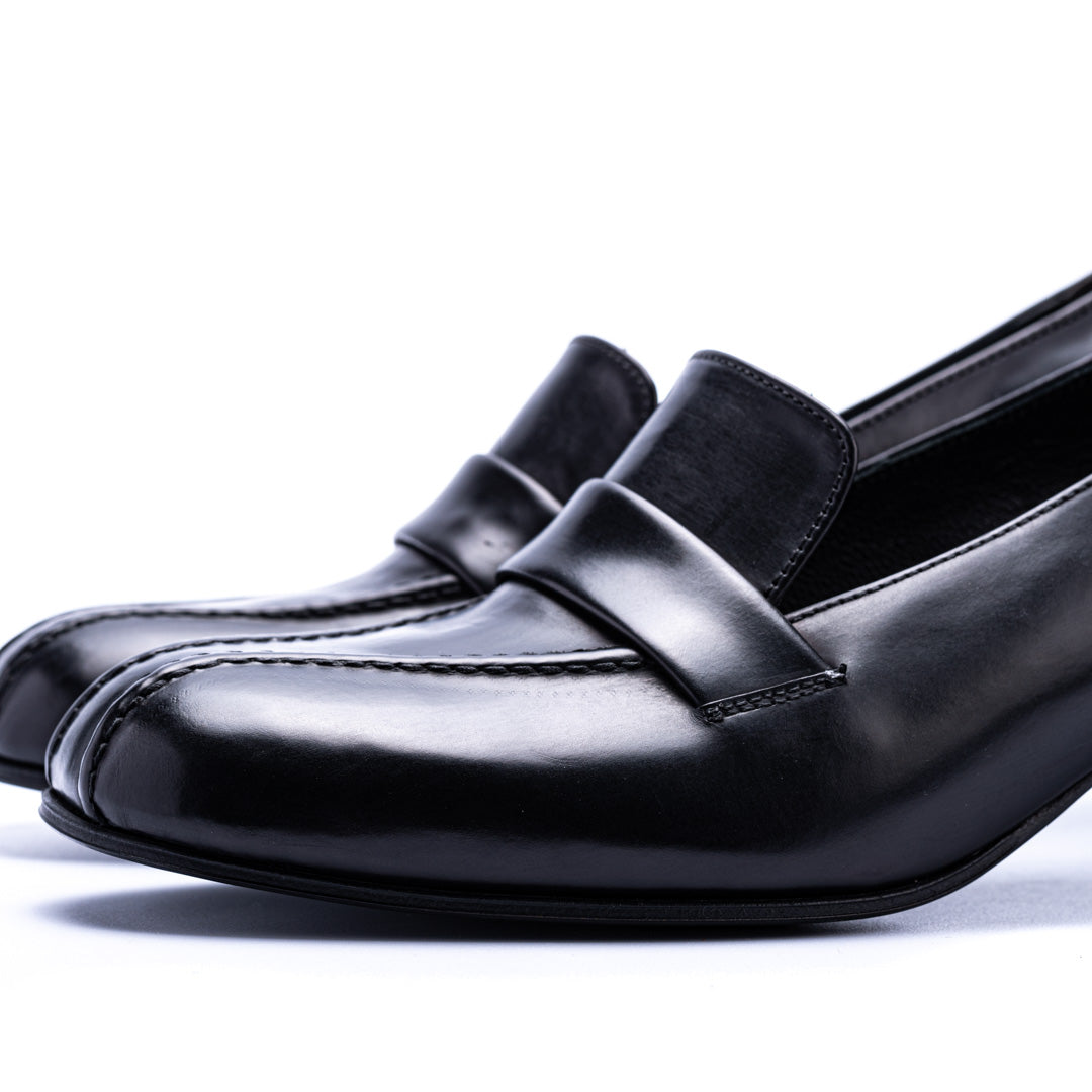 C-2326 LOAFER PUMPS BL