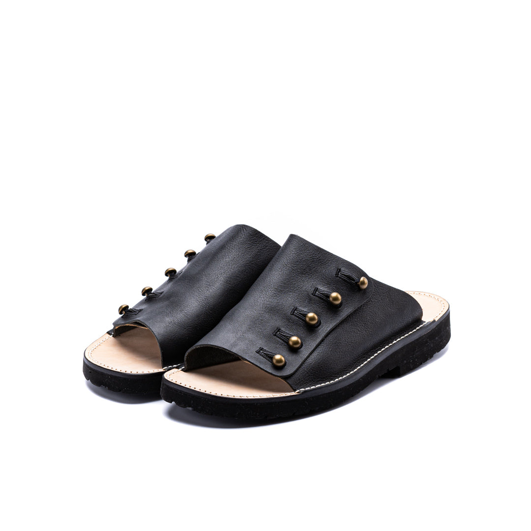 C-7050 BUTTON SANDALS BL