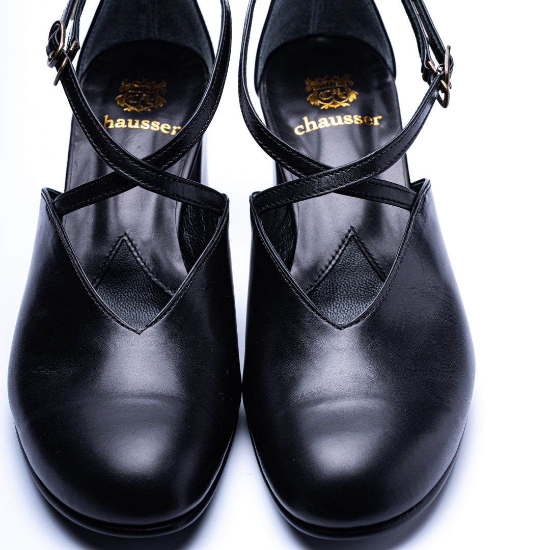 C-2334 CROSS STRAP PUMPS BL