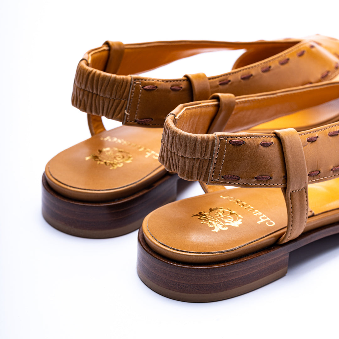 C-2337 CROSS SANDALS CA