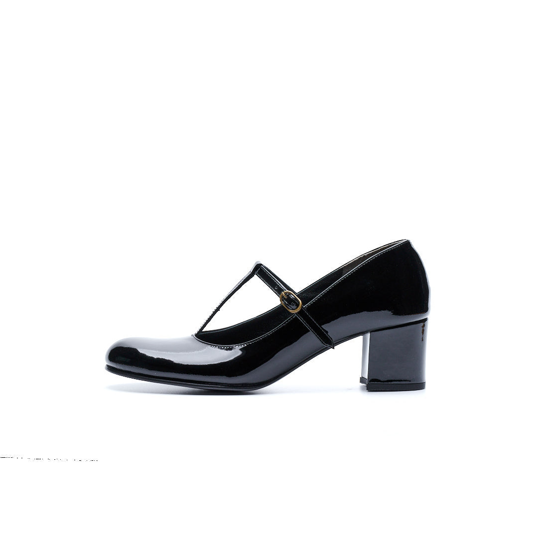 C-2353 T-STRAP PUMPS BLE