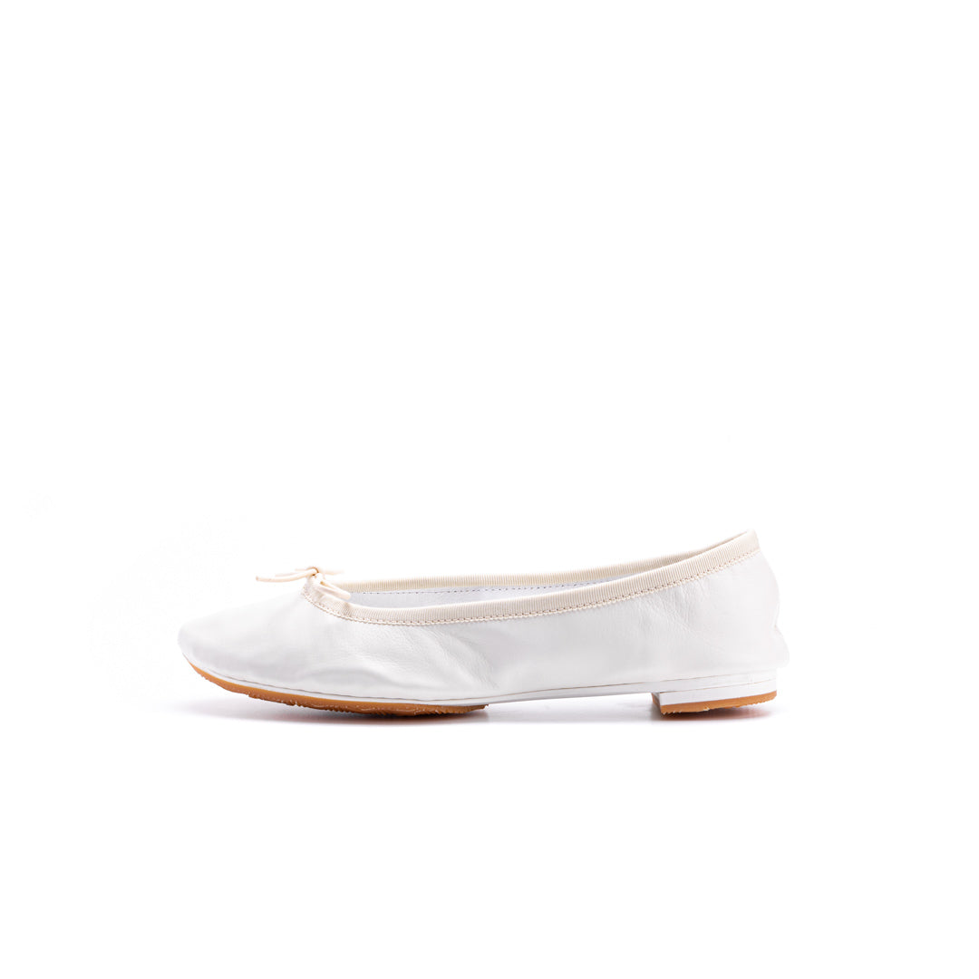 TR-009 BALLET SHOES WH