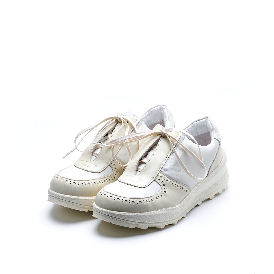 TRA-024 LEATHER SNEAKERS CRM/WHC