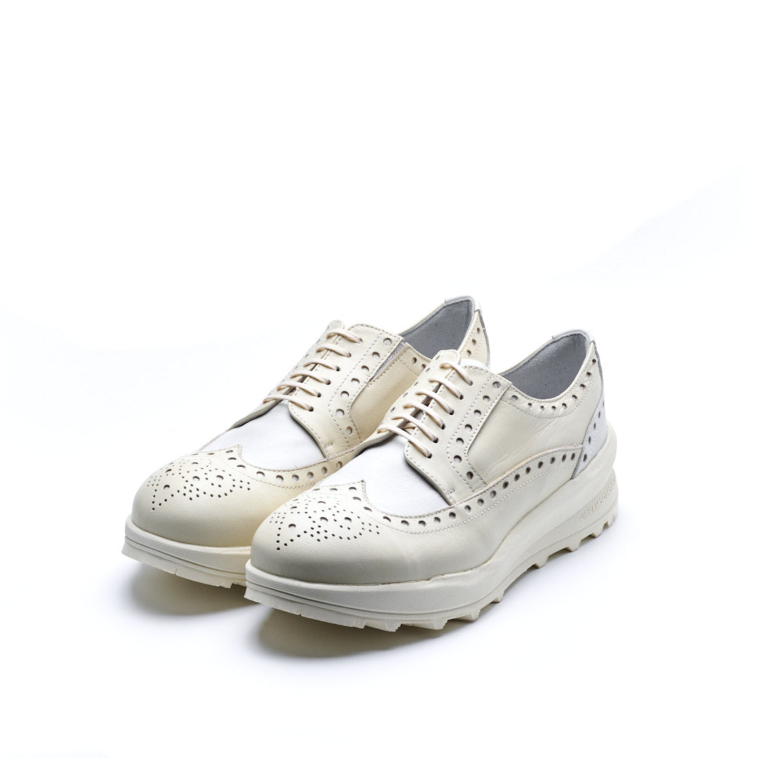 TRA-027 WING TIP SHOES CRM/WHC