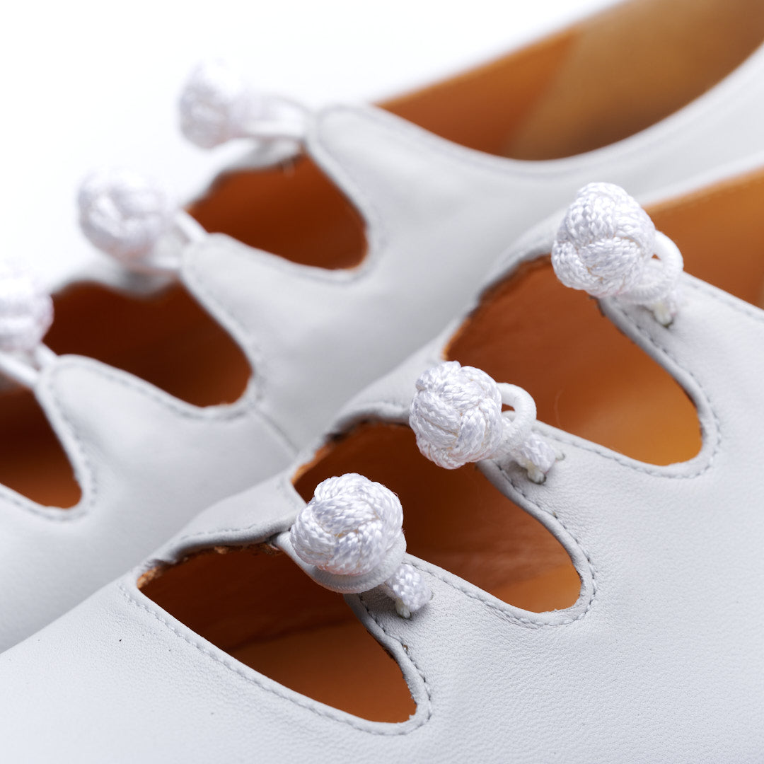 C-2364 CHINA BUTTON FLAT SHOES WH