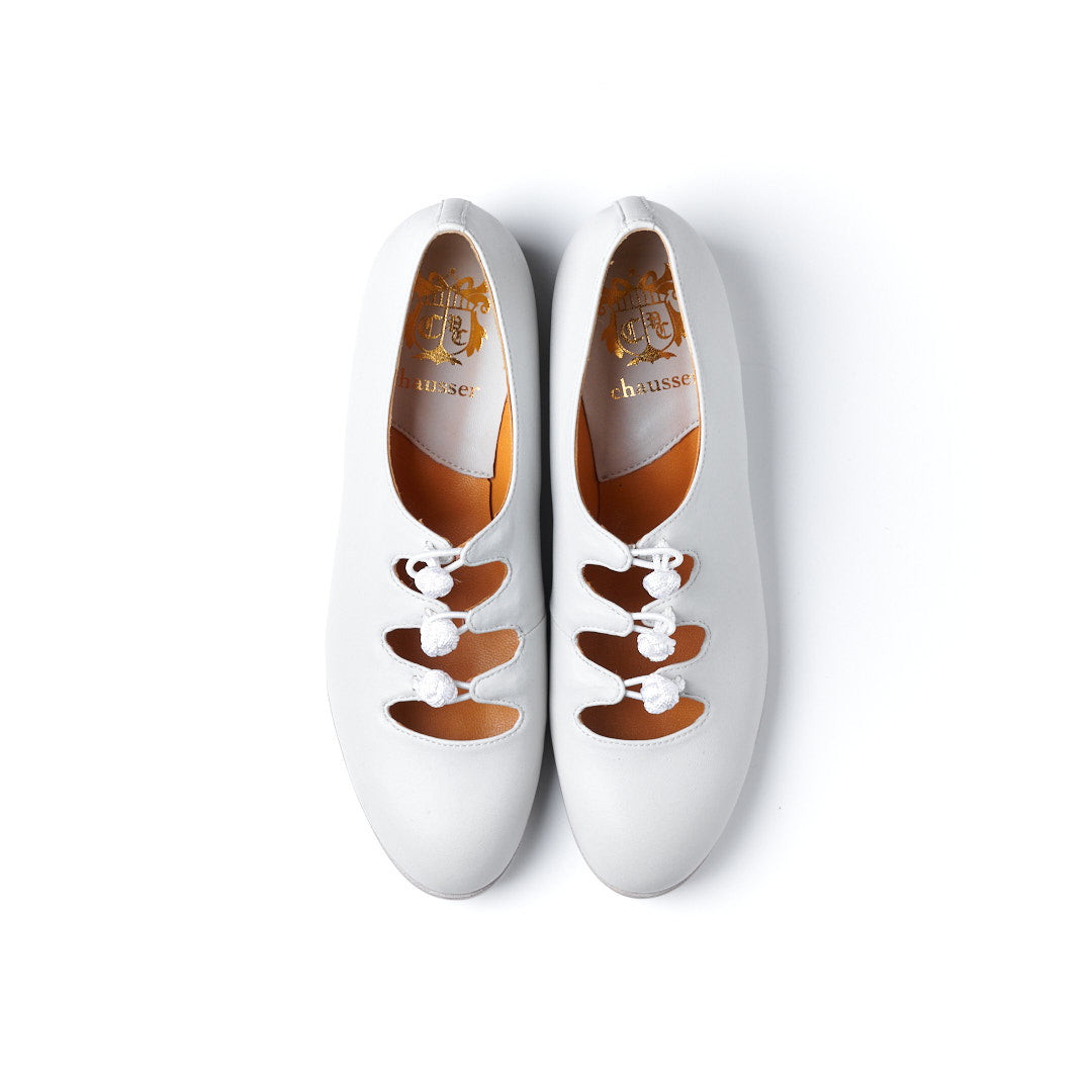 C-2364 CHINA BUTTON FLAT SHOES WH