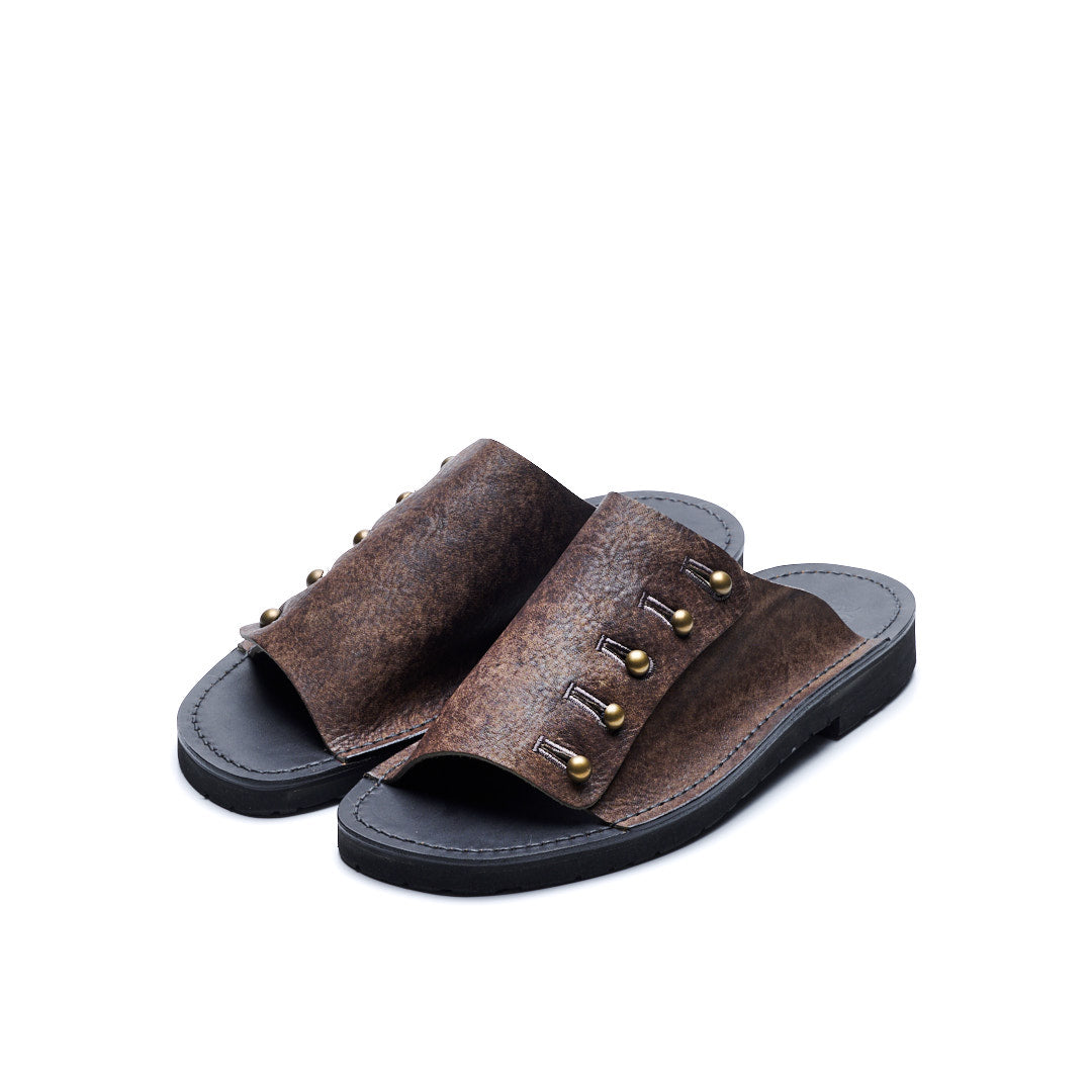 C-7050 BUTTON SANDALS AN