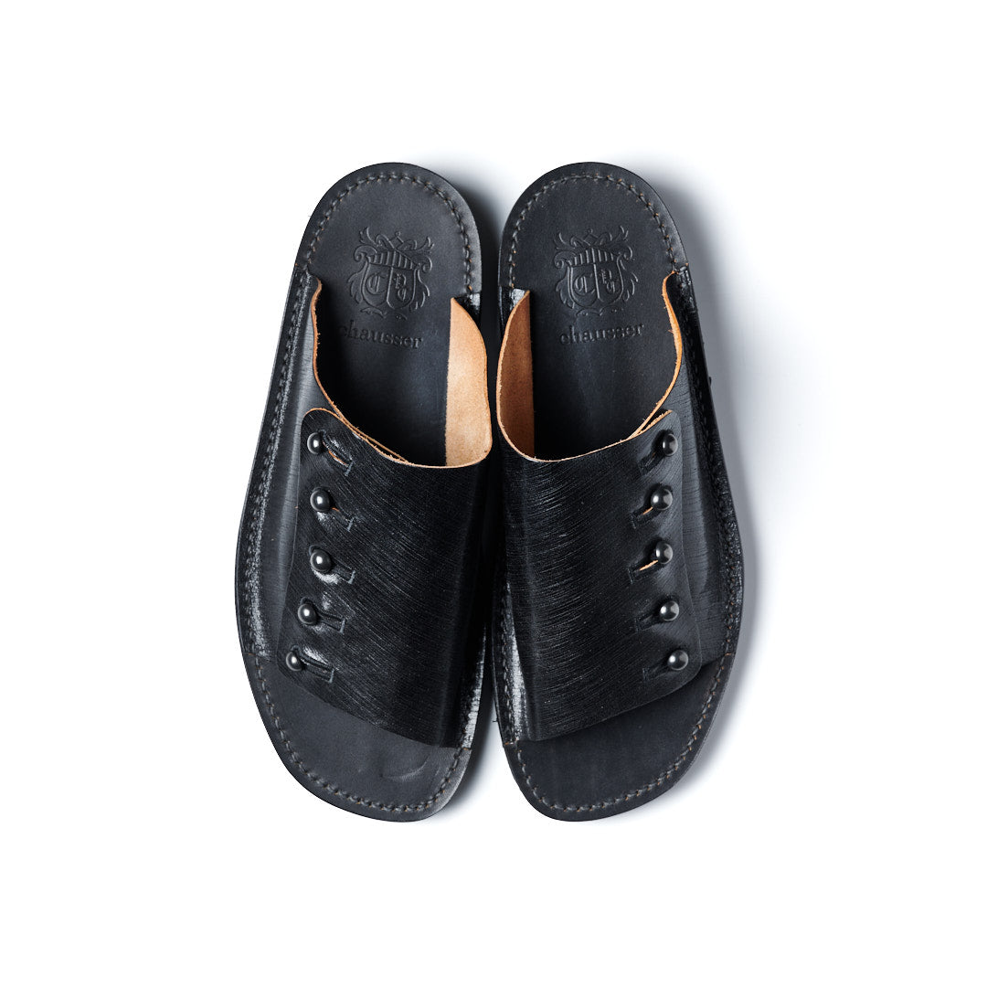 【受注オーダー/納期:2026年3月下旬】C-7050GA BUTTON SANDALS BL