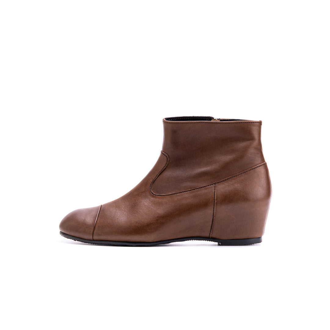 MU-947 SHORT WEDGE BOOTS DBR