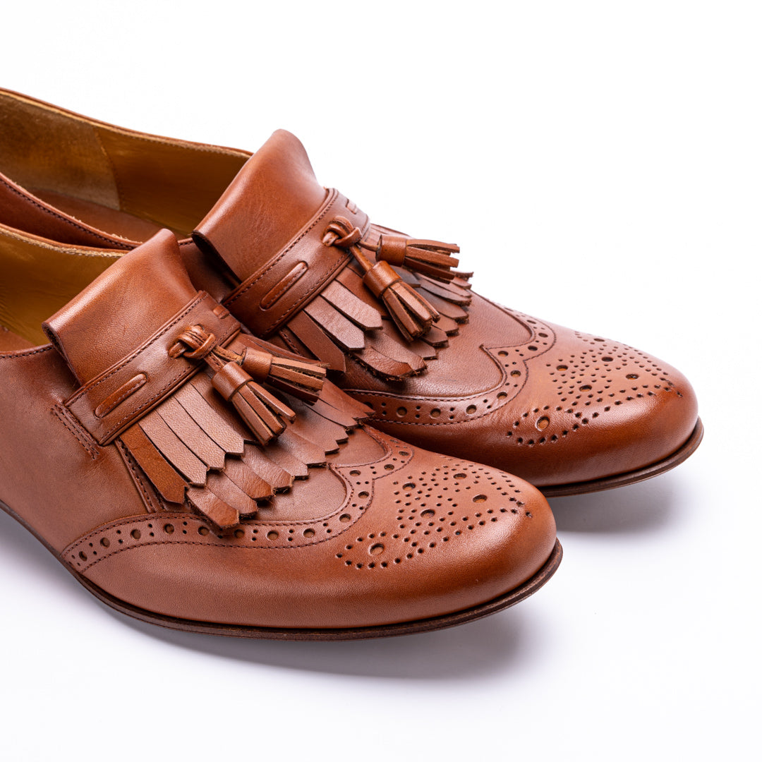 C-2143 KILTIE TASSEL LOAFERS BR