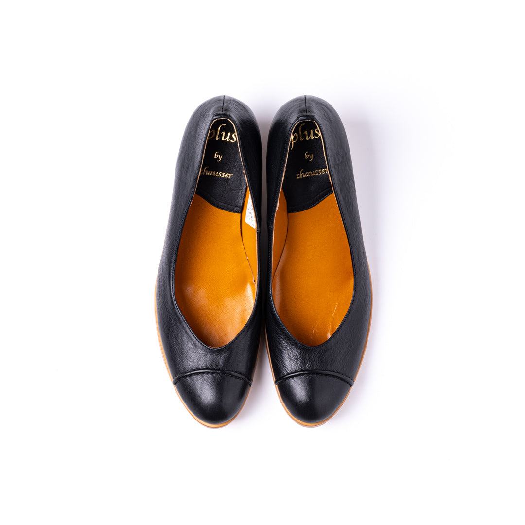 PC-576 CAP-TOE PUMPS BL