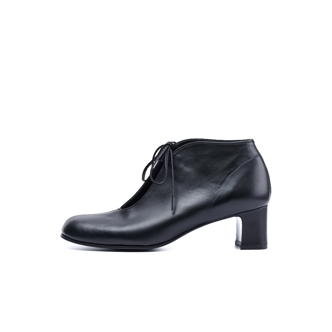 C-2346　U-CUT HEEL BOOTIES BL