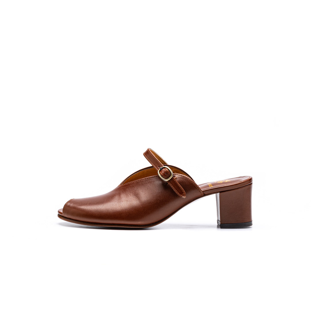 C-2304　SINGLE STRAP MULE BR