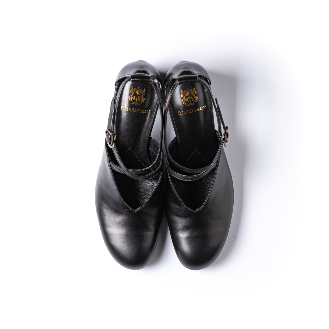 C-2334　CROSS STRAP PUMPS BL