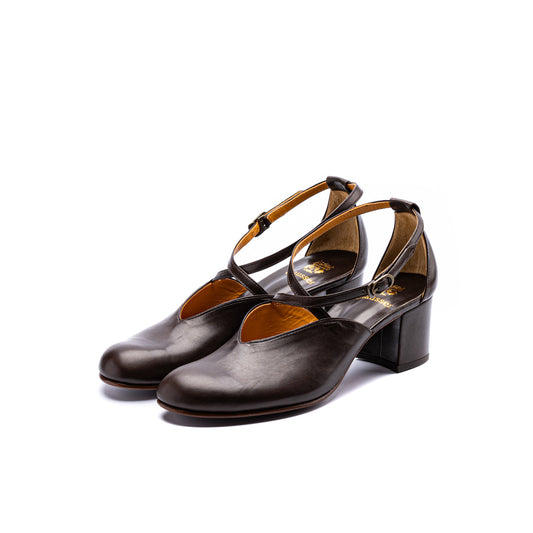 C-2334　CROSS STRAP PUMPS DBR