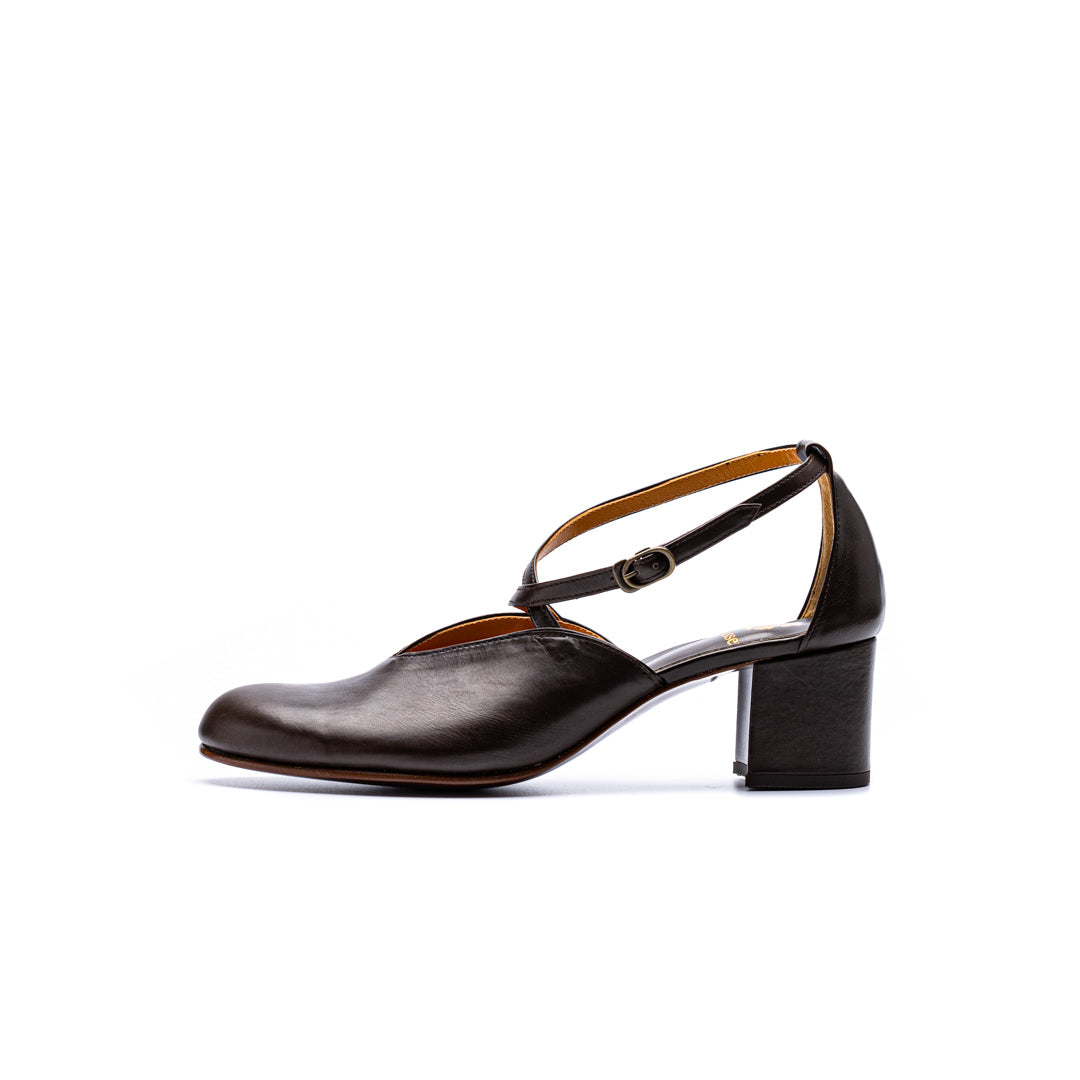 C-2334　CROSS STRAP PUMPS DBR
