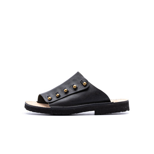 C-7050　BUTTON SANDALS  BL