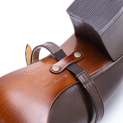 C-2311　2-WAY STRAP PUMPS DBR