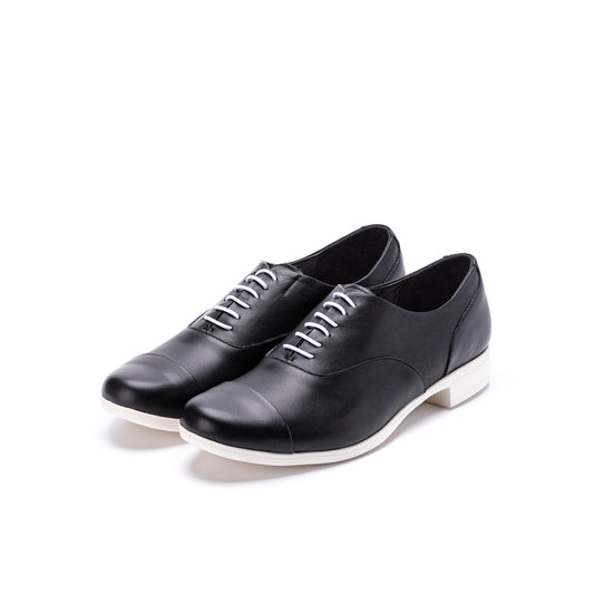 TR-001　CAP-TOE SHOES BL/WH