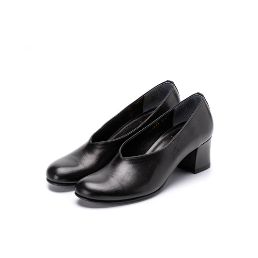 C-2298　V-CUT PUMPS BL