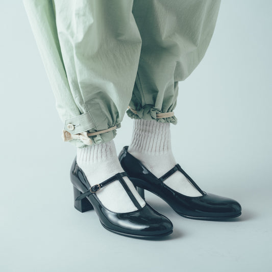 C-2353　T-STRAP PUMPS BLE