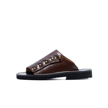 【受注オーダー／納期：2026年3月下旬】C-7050GA　BUTTON SANDALS DBR