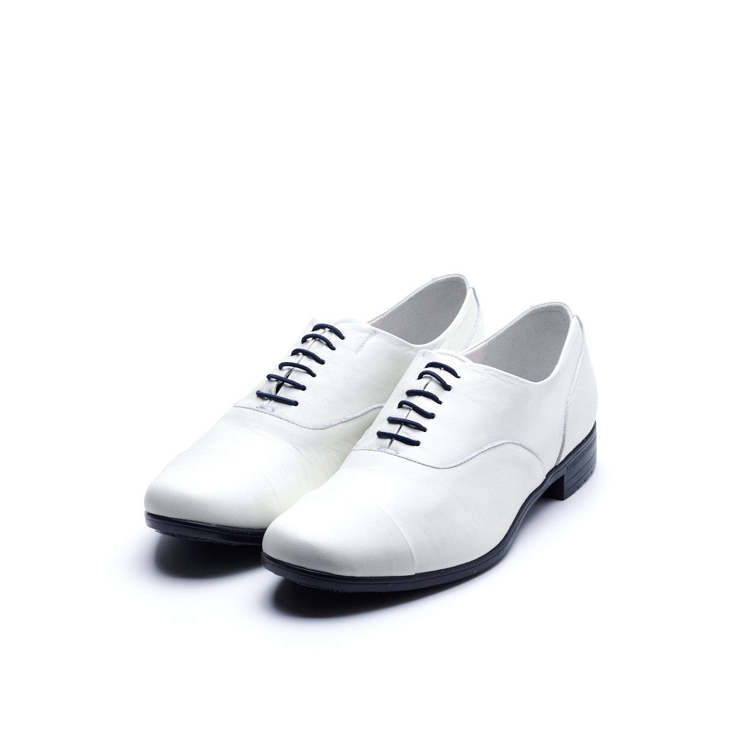 専用⭐︎ショセ chausser トラベルシューズ ホワイト 37 23.5センチ chausser / トラベルシューズ